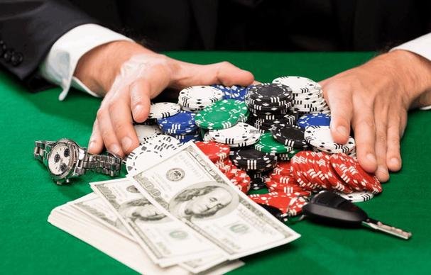 AduQ game table on dapurtoto login showing hand rankings, banker controls, and betting interface